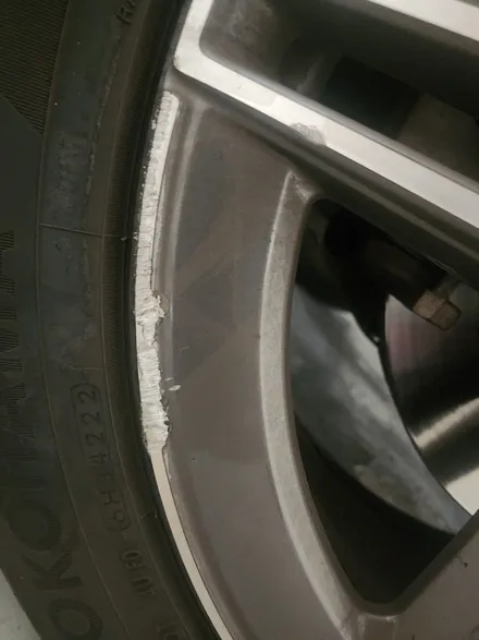 원조[부산휠복원]벤츠 CLA45 AMG 휠 복원 작업! / 부산 기장군