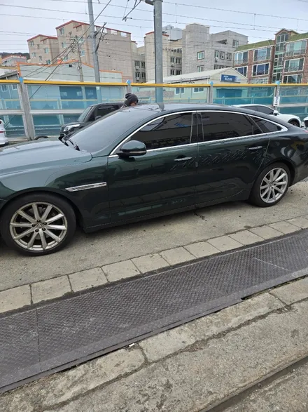 원조[부산휠도색] 재규어 XJ 19인치 휠복원 7만 원 추가금 없는 양심적 가격 휠도색 재작업! / 부산 기장군