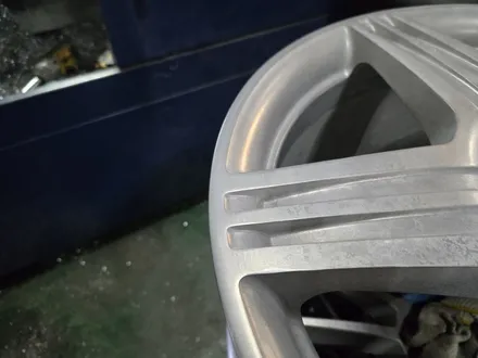 원조[부산 휠 복원] 벤츠 CLS 63amg 휠 복원 휠 도색작업! / 부산 기장군