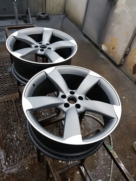 [부산휠복원][부산휠수리][부산중고휠] 아우디A7 5.0TDI 21인치 주차상처 용접가공 다야컷팅 휠복원! / 부산 기장군