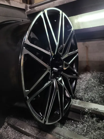 원조[부산휠복원]BMW X6M 단조휠 주차상처 스크래치 휠복원! / 부산 기장군