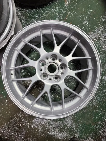 원조[부산휠도색] BBS RGR 18인치 휠수리 휠도색 휠복원 작업비용? / 부산 기장군
