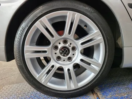 원조[부산휠복원]BMW E바디 17인치 주차상처 휠굴절수리! / 부산 기장군