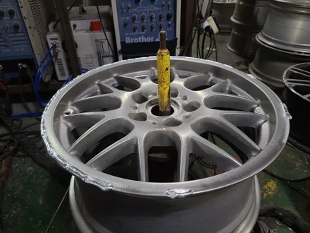 원조[부산휠도색] BBS RGR 주차상처 휠수리 휠도색 / 부산 기장군