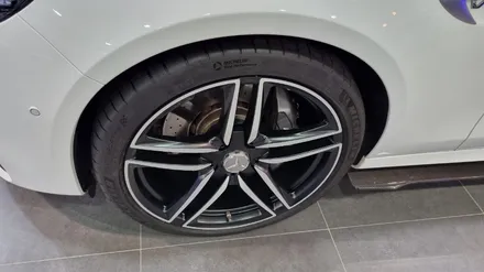 원조[부산휠복원]벤츠 E63 AMG 20인치 주차상처 휠수리 휠복원 다야컷팅 재생하기! / 부산 기장군