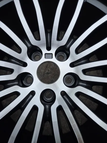원조[부산 휠 복원] BMW 5시리즈 휠복원 작업! / 부산 기장군