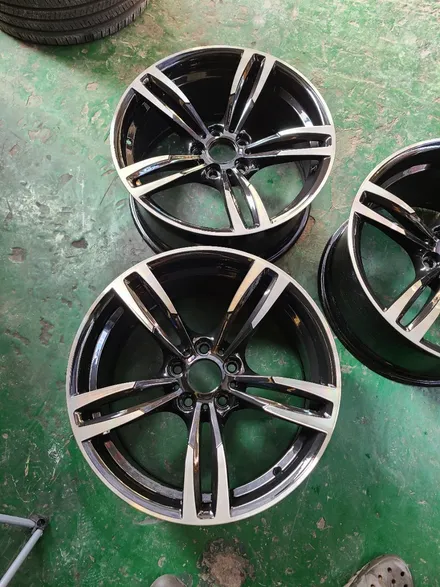 [부산휠복원] BMW 19인치 437M 단조 포밍휠 주차상처 주차기스 휠수리 휠복원 휠도색 작업하기! / 부산 기장군