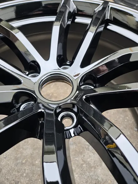 원조[부산 휠복원] BMW 5시리즈 묻지 마! 블랙 유광 휠복원 휠도색 작업 5만 원! / 부산 기장군