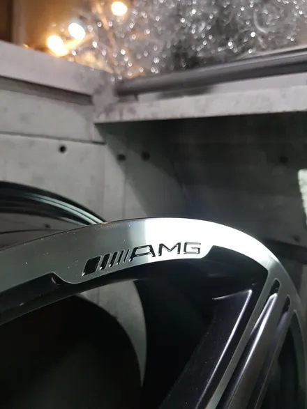 원조[부산휠복원][부산휠수리] [부산휠도색][부산중고휠]벤츠ML350 21인치 주차상처 휠수리/휠복원/다야컷팅 재생하기! / 부산 기장군