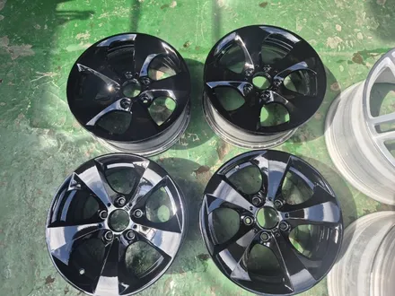 원조[부산 휠 도색]  BMW 묻지 마! 5만 원 블랙 유광 휠 도색 작업! / 부산 기장군