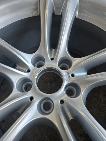 원조[부산 휠복원] BMW F바디 7시리즈 휠복원 휠도색 작업! / 부산 기장군