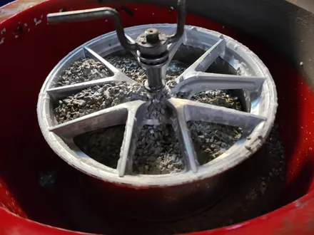 원조[부산휠도색] BMW X6 주차상처 휠수리 휠복원 휠도색 작업! / 부산 기장군