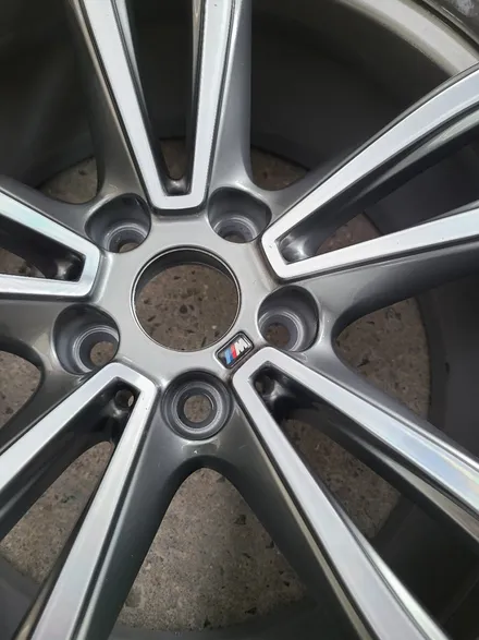 [원조]부산휠복원 BMW G바디 7시리즈 647M 휠수리 휠복원 비용? / 부산 기장군