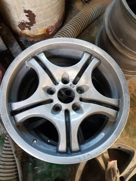 원조[부산휠수리][부산휠복원] BMW 3시리즈 순정휠 휠수리 휠복원 휠도색 / 부산 기장군