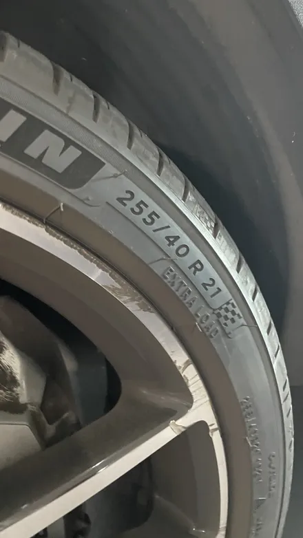 원조[부산휠복원]벤츠GLC43 AMG 21인치 주차상처 휠수리 휠복원 휠도색 / 부산 기장군