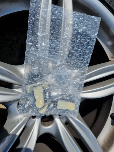 원조[부산휠복원] BMW 19인치 351M 주차상처 휠수리 휠복원 휠도색 작업! / 부산 기장군