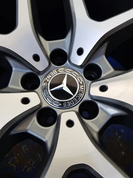 [원조][부산휠복원][부산휠수리][부산중고휠]벤츠GLE350AMG 21인치 주차상처 휠수리/휠복원/다야컷팅재생! / 부산 기장군