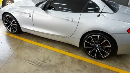 원조[부산휠복원][부산휠수리]BMW Z4 19인치 휠수리 휠복원 다야컷팅 재생하기! / 부산 기장군