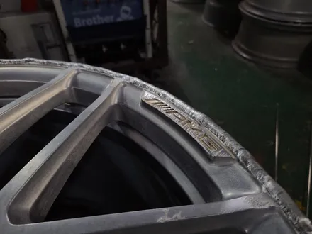 원조[부산휠복원] 벤츠GLE 63AMG 22인치 사고휠 휠복원 / 부산 기장군