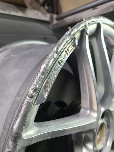 원조[부산휠복원] 벤츠GLE 63AMG 22인치 사고휠 휠복원 / 부산 기장군