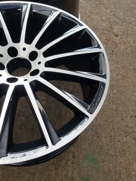 원조[부산휠복원][부산휠수리][부산중고휠] 벤츠S350 20인치 마차휠 대략난감 휠수리/휠복원/다야컷팅 재생하기 / 부산 기장군