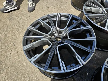 원조[부산휠복원] BMW 760 20인치 휠복원! / 부산 기장군
