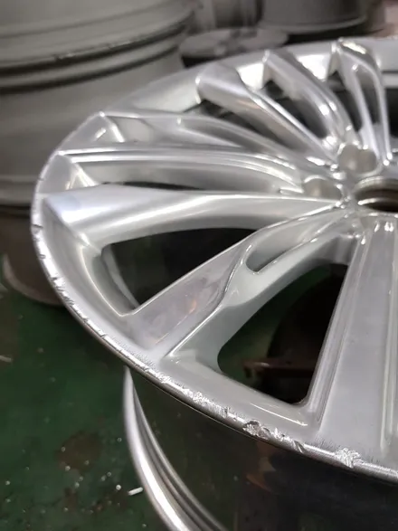 [부산휠복원][부산중고휠][부산휠수리]BMW G시리즈750인디비쥬얼20인치 주차상처 휠수리휠복원 / 부산 기장군