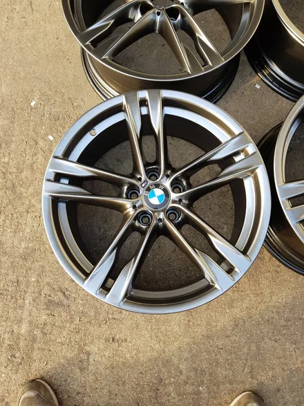 [원조][부산중고휠][부산휠복원][부산휠수리]BMW373M 20인치 주차상처 수정후 하이퍼블랙 분체도장 / 부산 기장군