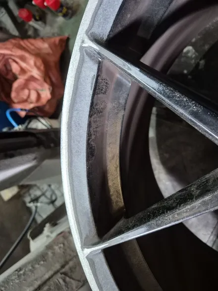 원조[부산휠복원] 매매상사 블랙유광 묻지마! 5만원 휠 도색! / 부산 기장군
