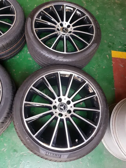 원조[부산휠복원][부산휠수리][부산중고휠] 벤츠S350 20인치 마차휠 대략난감 휠수리/휠복원/다야컷팅 재생하기 / 부산 기장군