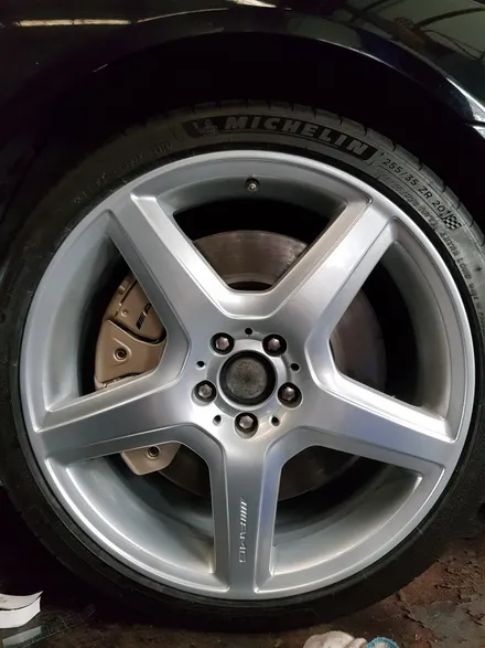 원조[부산휠복원][부산휠수리]벤츠S63amg 20인치 주차상처 휠수리/휠복원/휠도색 / 부산 기장군