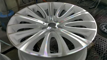 [BMW중고휠][BMW휠수리][부산중고휠][부산휠수리] BMW-750G시리즈 20인치 주창처 다야컷 복원 / 부산 기장군