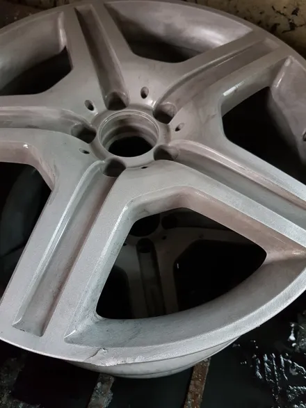 [원조][부산휠복원][부산휠수리][부산휠도색][부산중고휠] 벤츠W221- AMG19인치 주차상처 휠수리/휠복원/휠도색! / 부산 기장군