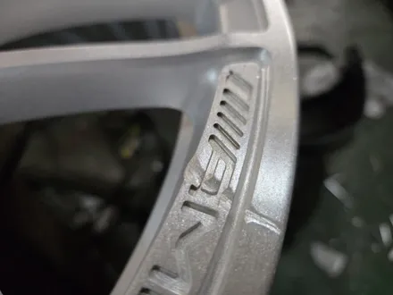 원조[부산 휠 복원] 벤츠 CLS 63 AMG 휠 복원 작업! / 부산 기장군