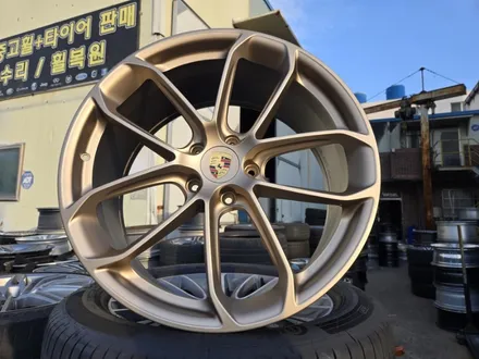 원조[부산휠도색] 포르쉐 카이엔 GT 터보  22인치 골드 휠 도색 작업! / 부산 기장군