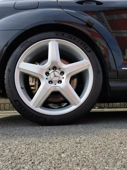 원조[부산휠복원][부산휠수리]벤츠S63amg 20인치 주차상처 휠수리/휠복원/휠도색 / 부산 기장군