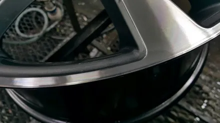 [부산휠수리][부산휠복원][부산중고휠]벤츠S500 19인치 휠깨짐 수리 다야컷 재생하기 / 부산 기장군