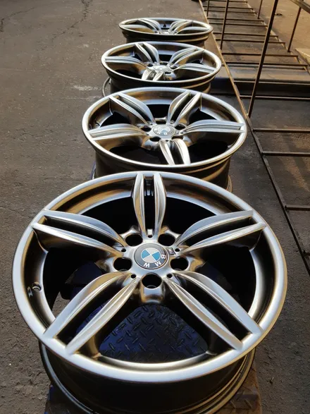 [원조][부산휠복원][부산휠수리][부산중고휠][부산휠도색]BMW F시리즈351M주차상처 수정 휠수리/휠복원/휠도색 / 부산 기장군
