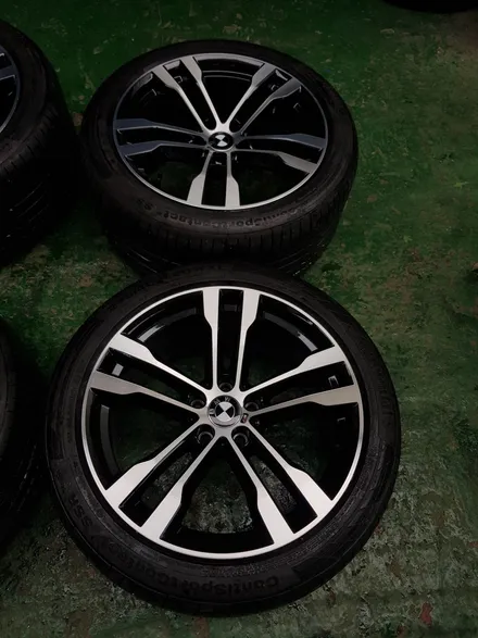 [BMW중고휠][부산중고휠] BMW-X6 M50 20인치 블랙다야컷팅 휠판매! / 부산 기장군