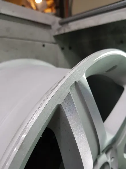 원조[부산휠복원][부산휠수리]벤츠S350amg19인치 주차상처 휠수리/휠복원/다야컷팅 재생하기! / 부산 기장군