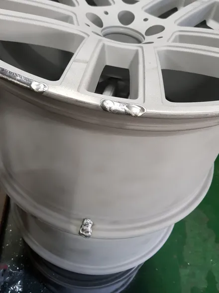 원조[부산휠복원][부산휠수리]부산휠도색/부산중고휠  벤츠 클리만 19인치 정품휠 휠수리 휠복원 다야컷팅 재생하기! / 부산 기장군