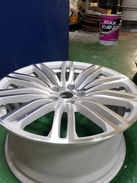 [원조][부산휠복원][부산휠수리][부산중고휠]BMW G30 664M 19인치 주차상처 휠수리-휠복원-다야몬드컷팅 재생하기 / 부산 기장군