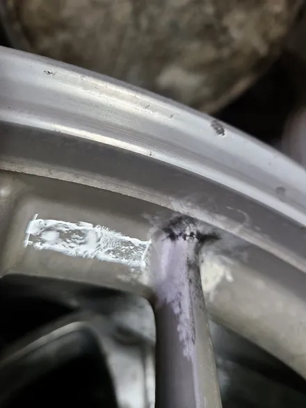 원조[부산휠도색] BBS RGR 18인치 휠수리 휠도색 휠복원 작업비용? / 부산 기장군