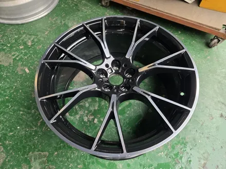 원조[부산 휠 복원] BMW M5 20인치 단조 휠 연마 휠 복원 작업! / 부산 기장군