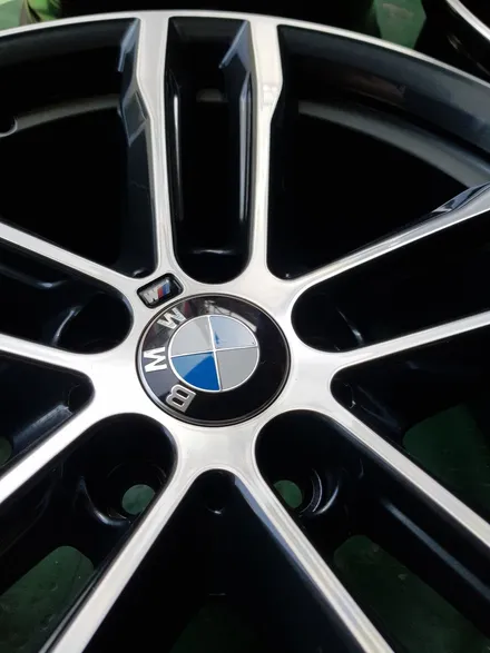부산휠복원since2006[원조]  부산휠도색since2006[더휠] BMW19인치 704M 휠수리/휠복원/다야몬드컷팅 재생하기! / 부산 기장군