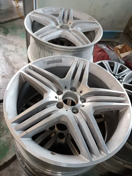 [원조]부산휠복원 벤츠 W221 S63 amg 대략난감! 야매 사꾸라 휠복원 휠도색작업 재생하기! / 부산 기장군