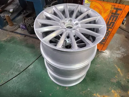 원조[부산휠복원] 벤츠 E400 AMG 휠굴절 핸들떨림 차체떨림 휠바란스교정 / 부산 기장군