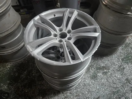 원조[부산 휠복원] BMW F바디 7시리즈 휠복원 휠도색 작업! / 부산 기장군