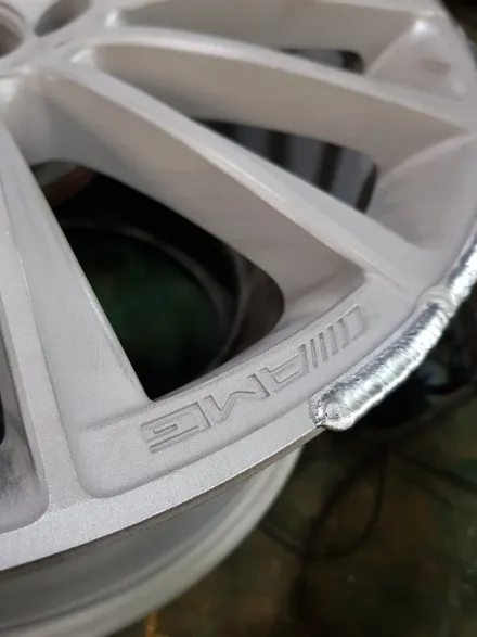 원조[부산휠복원][부산휠수리][부산중고휠] 벤츠S350 20인치 마차휠 대략난감 휠수리/휠복원/다야컷팅 재생하기 / 부산 기장군