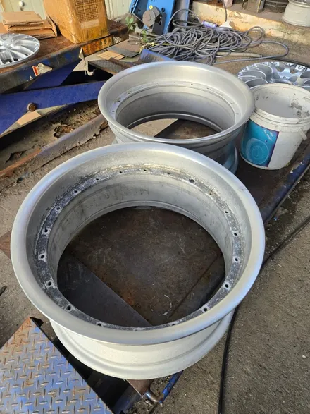 원조[부산휠복원] BMW E39 BBS OEM 제품 휠복원 작업! / 부산 기장군